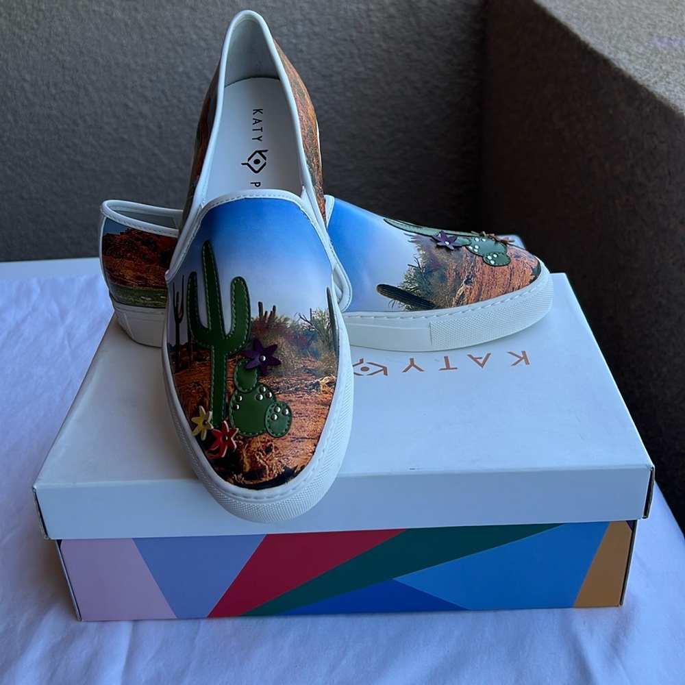 Katy Perry collection shoes cactus with desert scene size 9 NWB